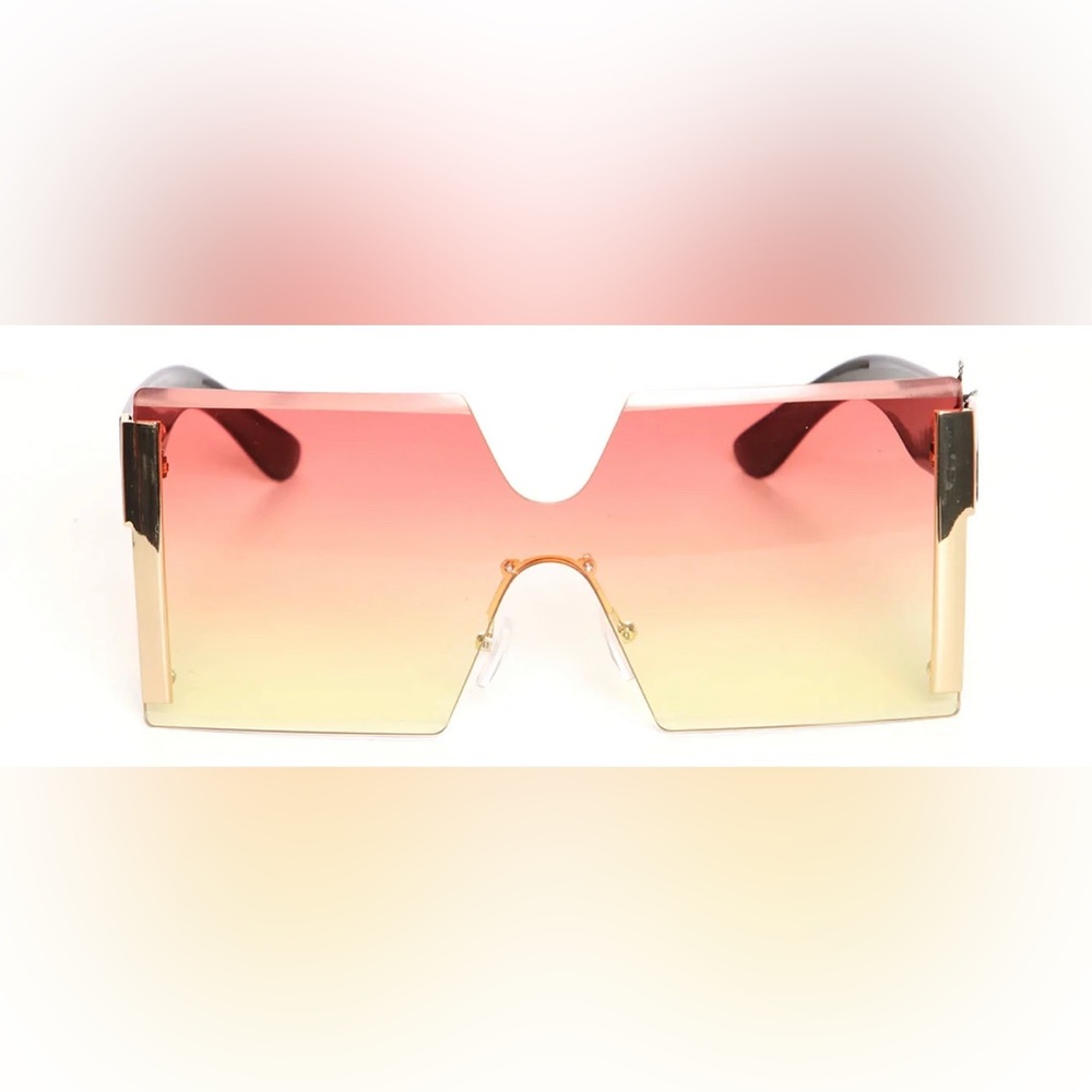 FASHION NOVA IG Icon Square Sunglasses